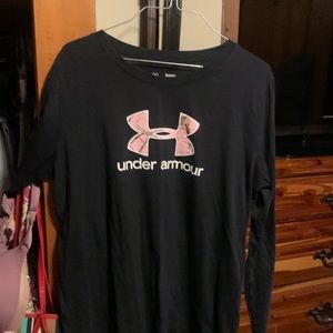Under Armour XL women’s. Just like new. Great shape.